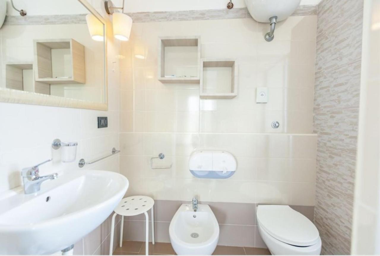 Hotel La Torre Cervia Ngoại thất bức ảnh