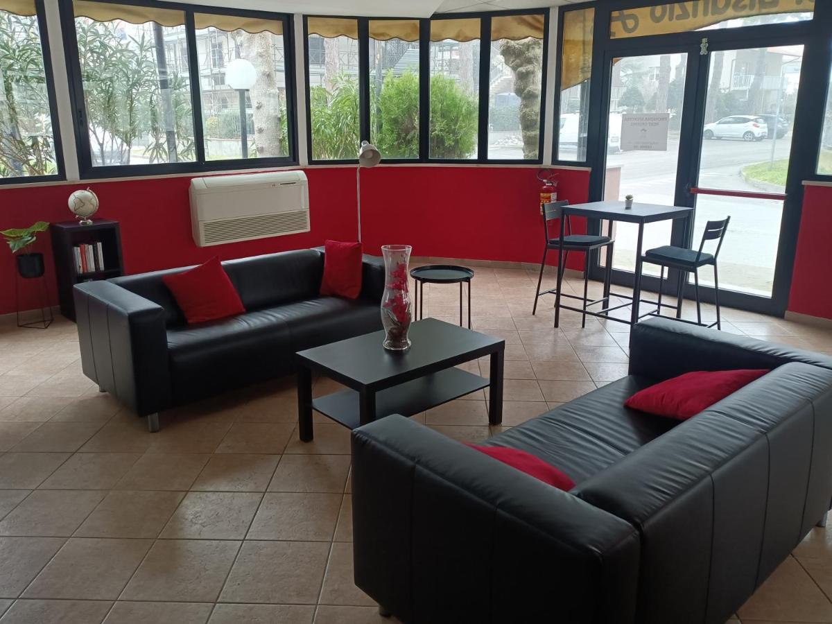 Hotel La Torre Cervia Ngoại thất bức ảnh