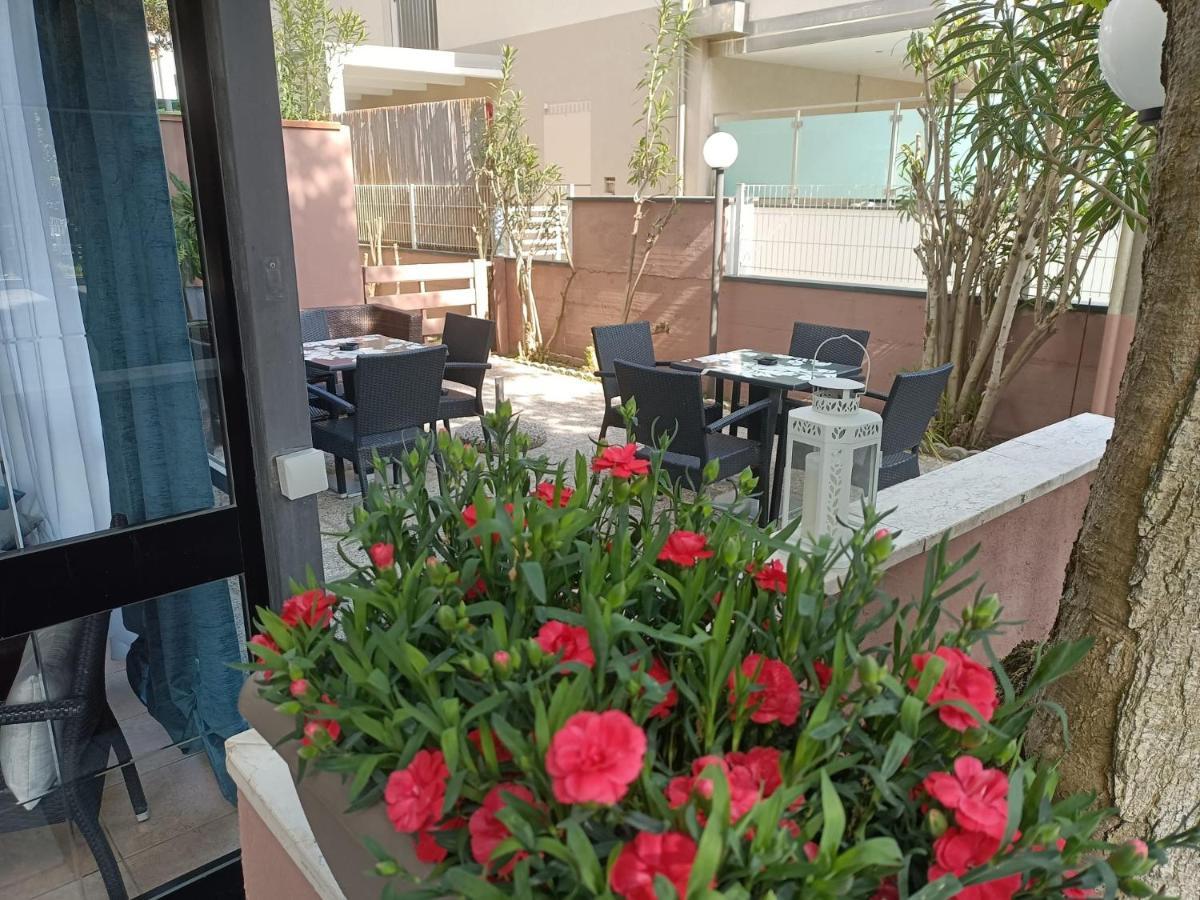 Hotel La Torre Cervia Ngoại thất bức ảnh