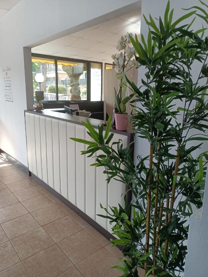 Hotel La Torre Cervia Ngoại thất bức ảnh